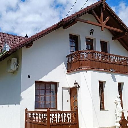 Rozsa Apartman Zalakaros Apartment Екстериор снимка