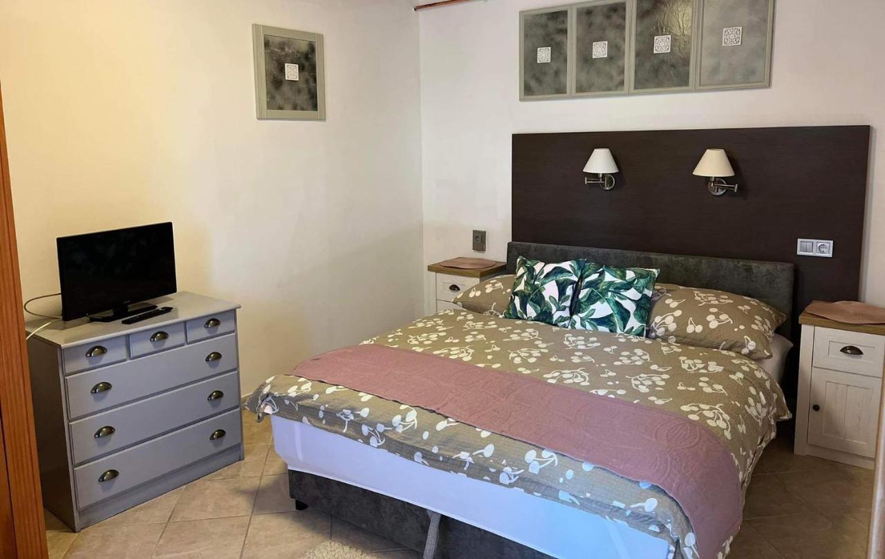 Rozsa Apartman Zalakaros Apartment Екстериор снимка